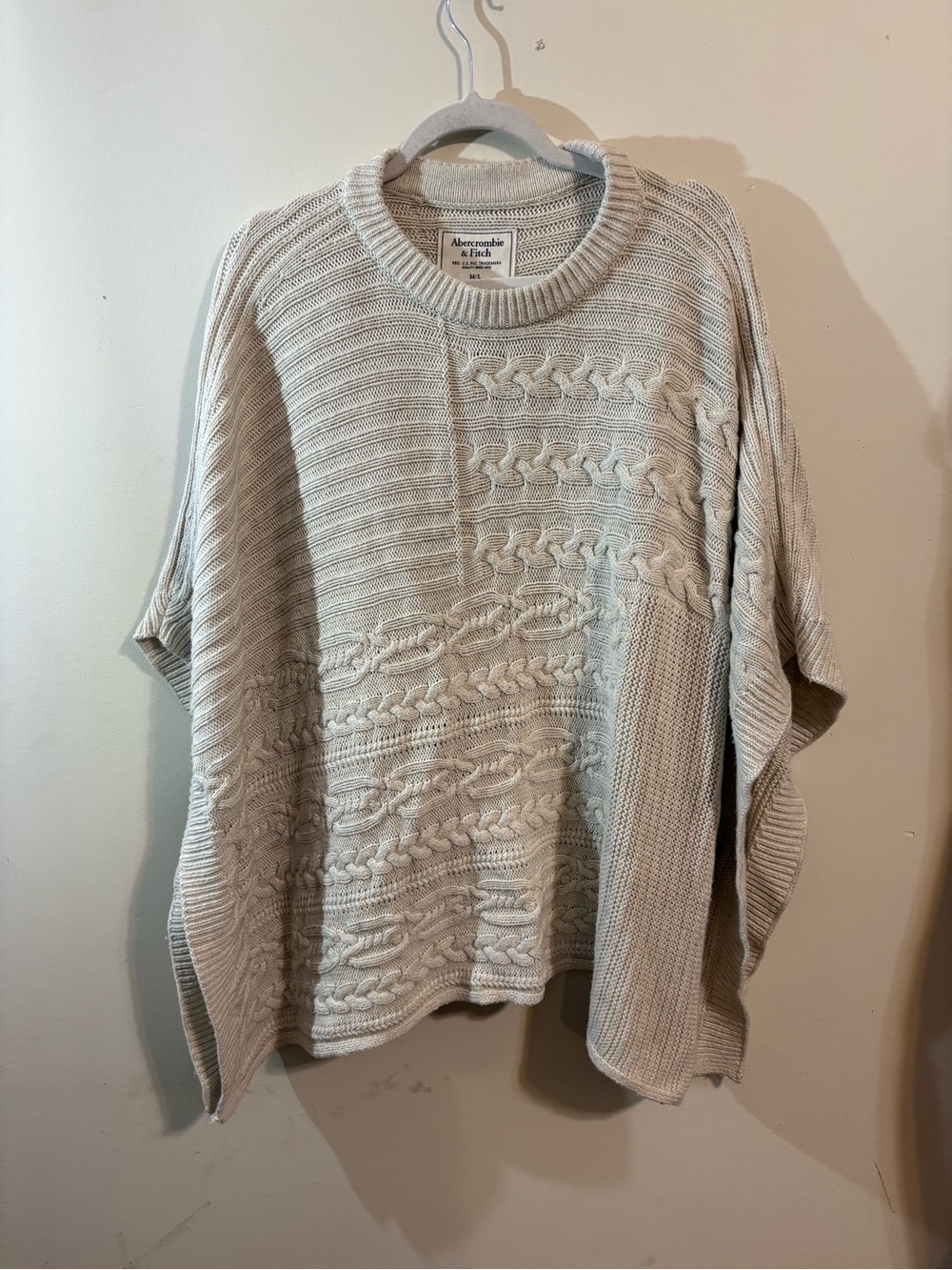 Abercrombie & Fitch poncho sweater Women’s M/L cream wrap cable knit textured